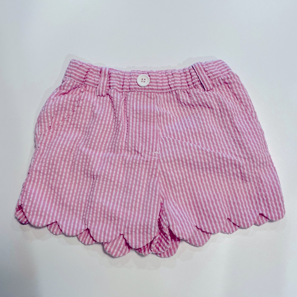 Girls’ Scalloped Seersucker Shorts